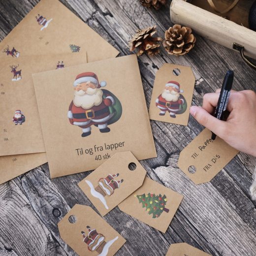 Gavelapper med nisse, reinsdyr og juletre